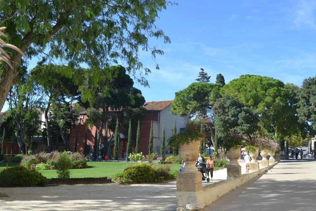 Pour Vous Apartment Meze Bagian luar foto