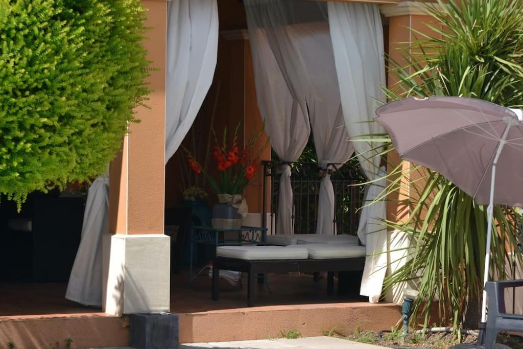 Pour Vous Apartment Meze Bagian luar foto