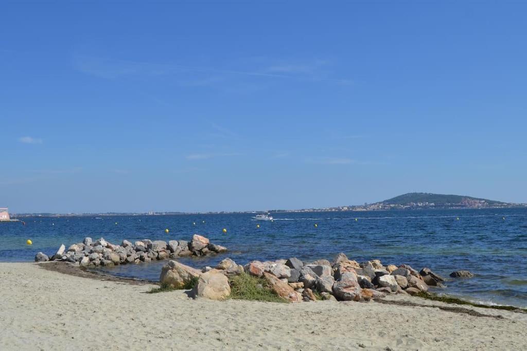 Pour Vous Apartment Meze Bagian luar foto